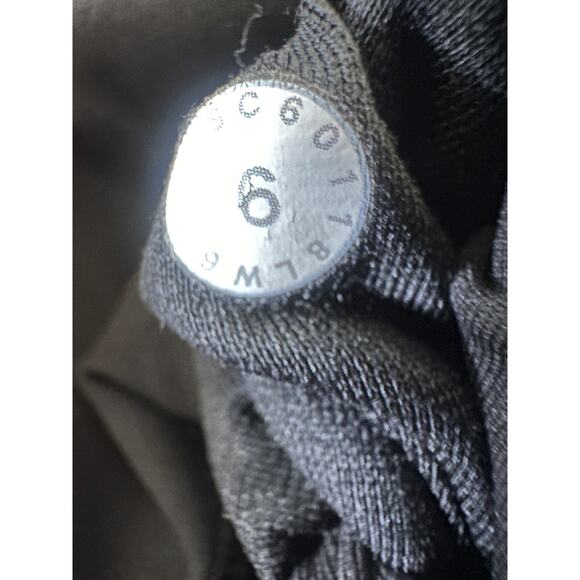 Lululemon Wunder Under Hi-Rise 1/2 Tight Full-On Luxtreme 17" Black Crop Size 6 - Picture 11 of 13